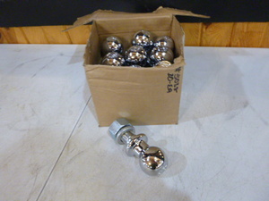 lot 14 image: Case of 1 78 Tow Balls