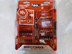 lot 63 image: Milwaukee 25 Piece Impact Driver Bit Set