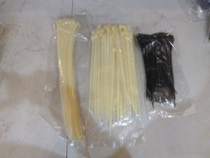 lot 67 image: 3 Packs of Zip Ties (Cable Ties)