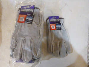 lot 78 image: 1 Dozen Pair of AMG Performance Work Gloves