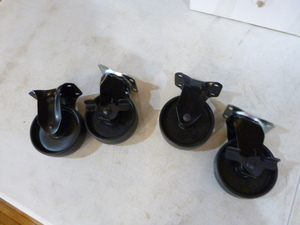 lot 93 image: Set of 4 New Casters