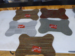 lot 153 image: 5 Pampered Pooch Food and Water Bowl Mats