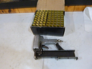 lot 167 image: Senco-Matic Air Staple Gun