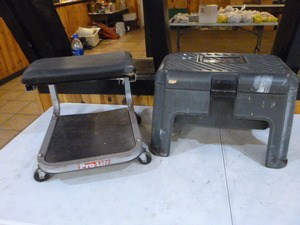 lot 174 image: Pro-Lift Creeper Seat
