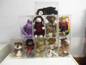 Assorted Beanie Babies...