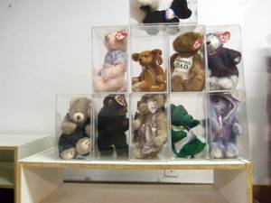 Assorted Beanie Babies...