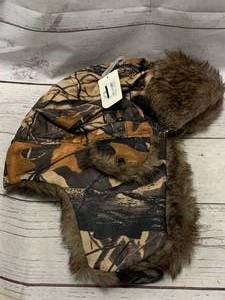 lot 19 image: New Unisex Winter Bomber Hat