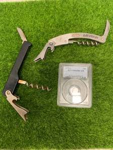 lot 54 image: 2 Multitools & PCGS 69 Dime