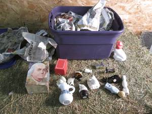 lot 24 image: Glassware and Home Dcor Items...