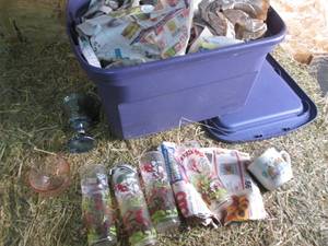 lot 38 image: Tote With Lid Full of Glassware...