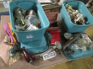 lot 82 image: Tote of Glassware, Beads, Vintage C...