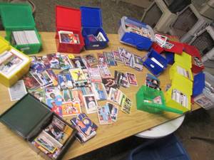 lot 85 image: Tote of Sports Cards See Photos...