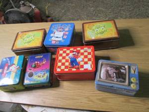 lot 110 image: Lot of Metal Lunchboxes See Photos...