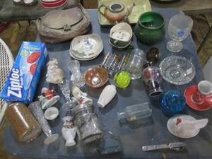 lot 122 image: Glassware, Home Dcor, Some Vintag...