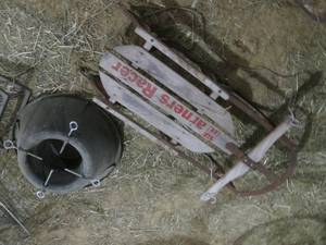 lot 128 image: Vintage Sled...