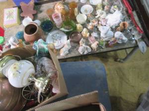 lot 241 image: Large Lot of Kitchen Dcor, & Misc...