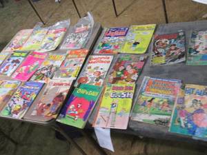 lot 286 image: Vintage Comics See Photos...