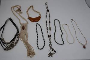 lot 79 image: 8 Artistic Necklaces