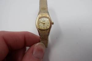 lot 81 image: Vintage Ladies Citizen Watch