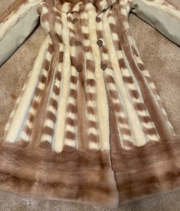 lot 5 image: Fabulous Ribnick Fur Coat