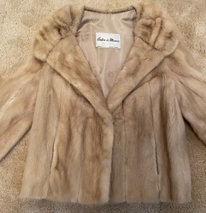 lot 10 image: Anton de Masson Coat