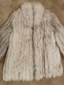 lot 31 image: Bermans SAGA Natural Blue Fox Coat