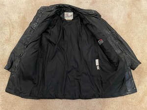 lot 59 image: Bermans Leather Experts Genuine Leather Coat