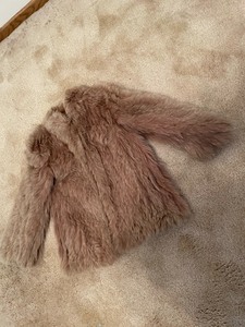 lot 63 image: Ladies Fur Coat