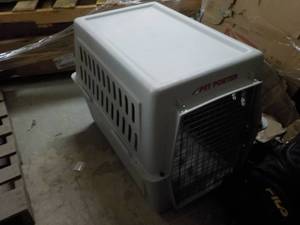 lot 14 image: Pet Porter XL...