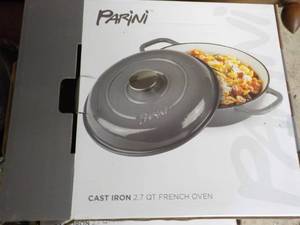 lot 38 image: Parini Cast Iron 2.7 qt French Oven...