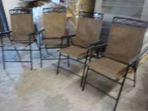 lot 58 image: 4 Lawn Chairs Collapsible...