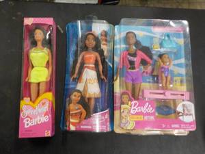 lot 80 image: Barbie Doll Lot  x 3...