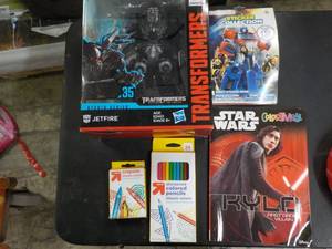 lot 91 image: Transformers Toy and Star Wars Colo...
