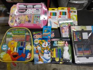 lot 93 image: Large Childrens Arts and Crafts Lo...