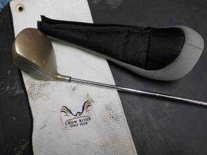 lot 122 image: Golf Club and towel...