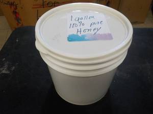lot 201 image: 1 Gallon 100% Pure Honey from South...