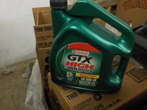 lot 210 image: 1 Gallon Castrol GTX High Milage SA...