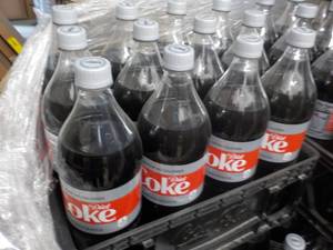 lot 250 image: Case of 12 - 1.25 Liter Bottles Die...