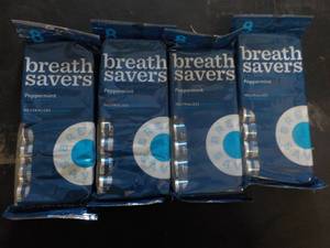 lot 259 image: 4 Packs of 8 Rolls each Peppermint ...