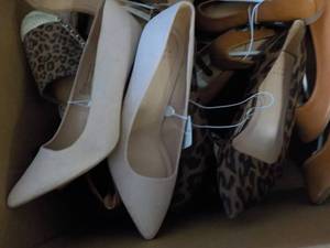 lot 292 image: Large Lot of Unclaimed Merchandise...