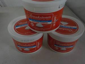 lot 319 image: 3 - 48 oz Breakstones Cottage Chees...