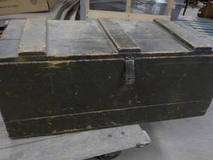 lot 341 image: Wood Storage Box with Cover 44 x 18...