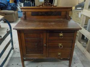lot 347 image: Carved Wood Vintage Cabinet 1 door ...