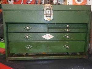 lot 2 image: SK 5 drawer vintage tool box