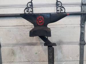 lot 1 image: Vulcan 110 pound Anvil and stand