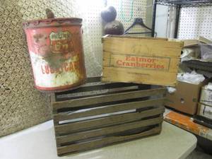 lot 7 image: (D-4T) 2 Vintage Wood Crates and La...