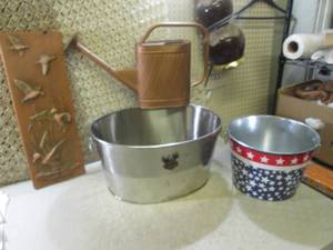 lot 43 image: (RMC) Water Can, Wall Decor, 2 Meta...