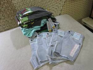lot 85 image: (A-1) Assorted New with Tags Boys a...
