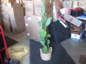 lot 100 image: (RMBC) Fake Cactus Plant Decor 59 1...