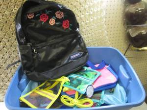 lot 112 image: (EW3) Tote Full of Assorted Backpac...